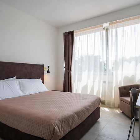 Hotel Bula Боллате Екстер'єр фото